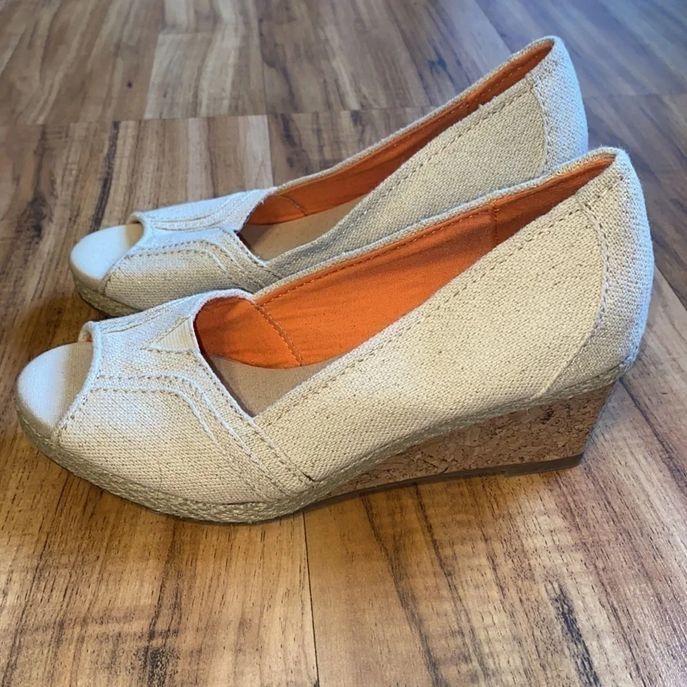 Sonoma cork wedges tan and shimmer gold open peep toe
